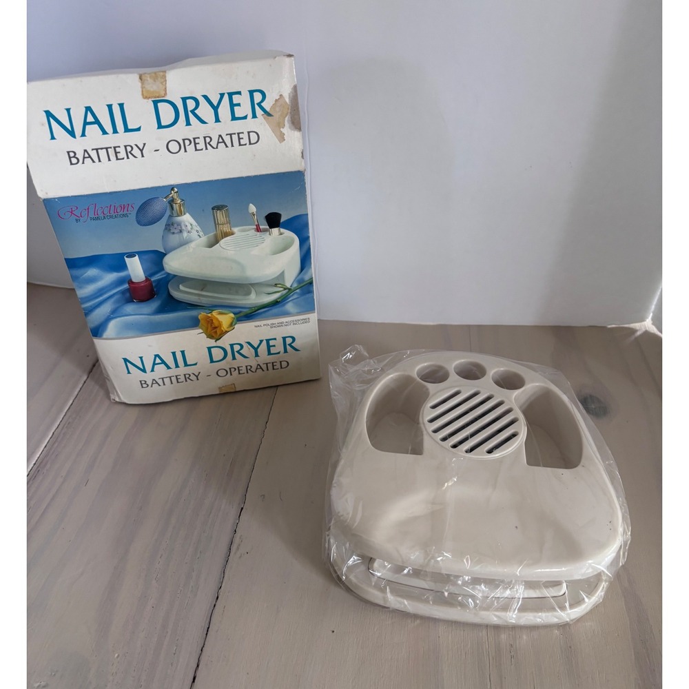 Reflections by Pamela Creations Vintage Battery Operated Nail Dryer Vintage 90s